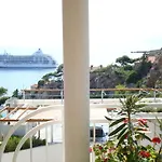 Amazing Sea View Apartments